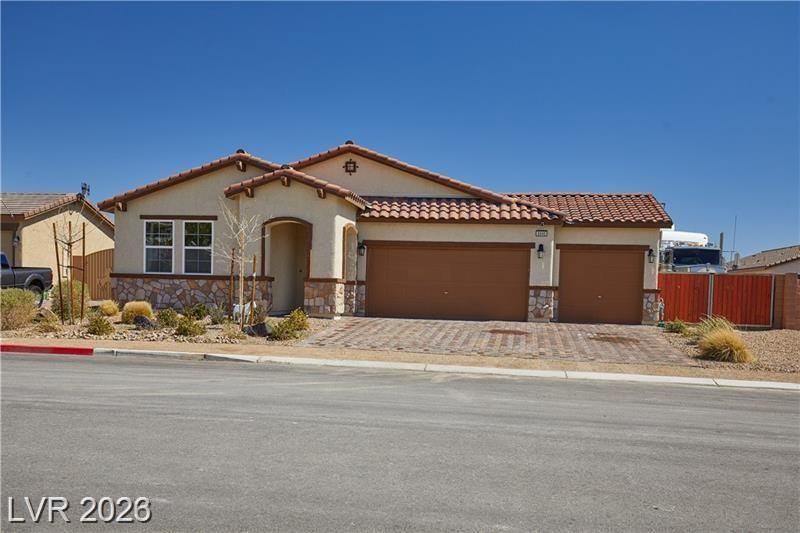 6940  Unicorn, Las Vegas, NV 89131 — photo 1