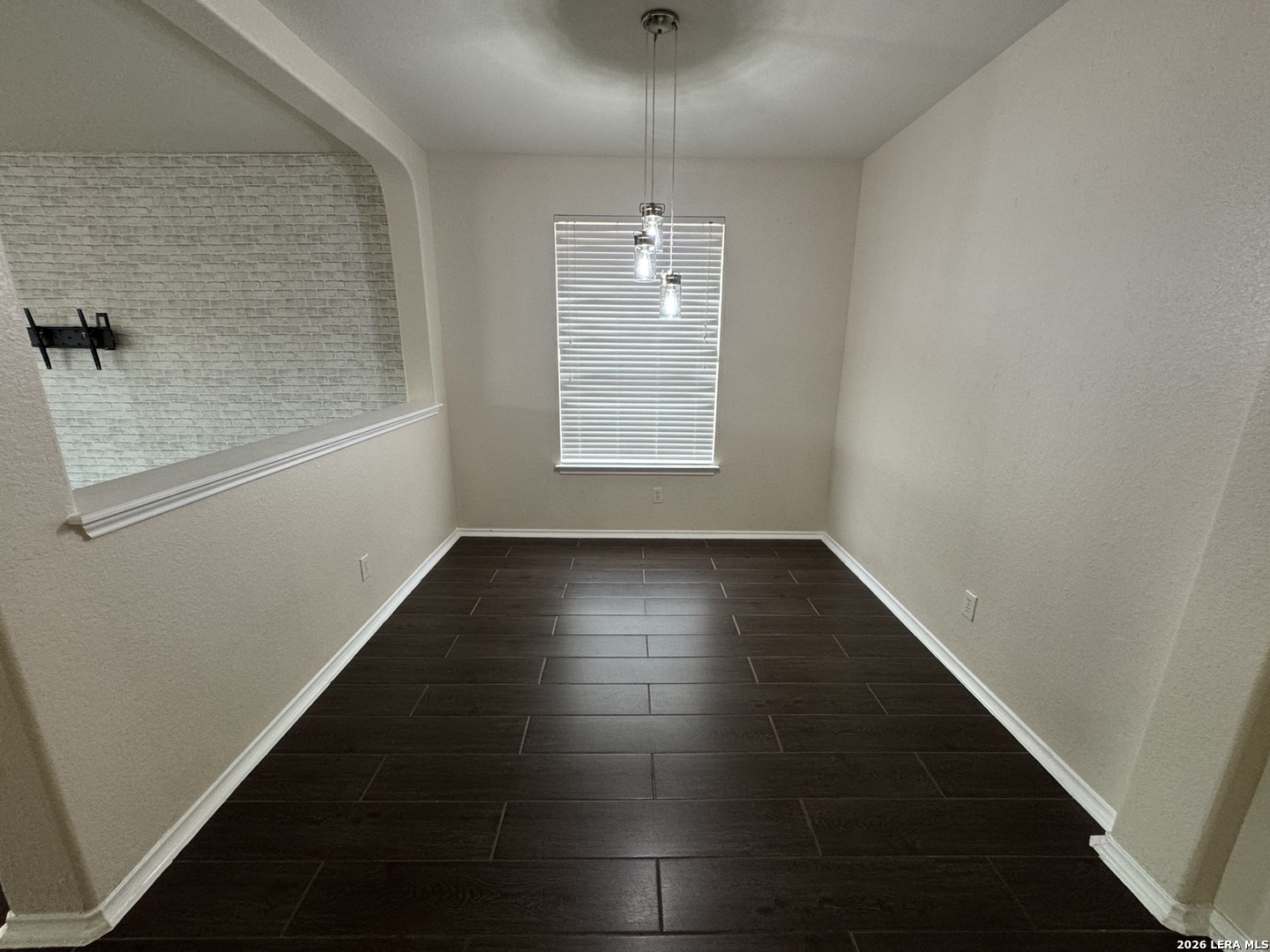 24510 Wine Rose, ,  78255 — photo 1
