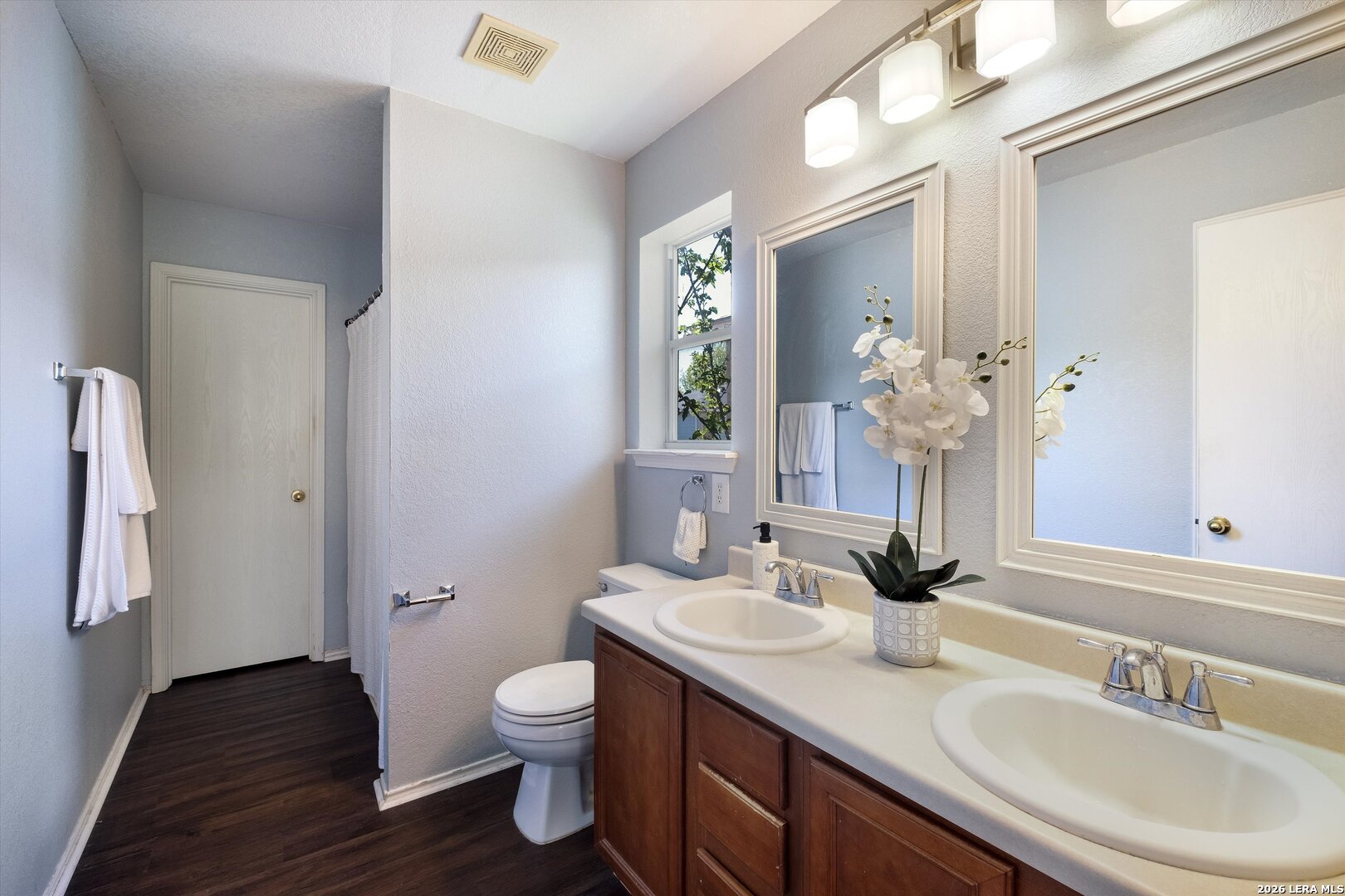 7910 Meadow Star, ,  78227 — photo 1