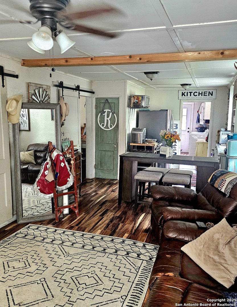 208 Jeff, ,  78064 — photo 1