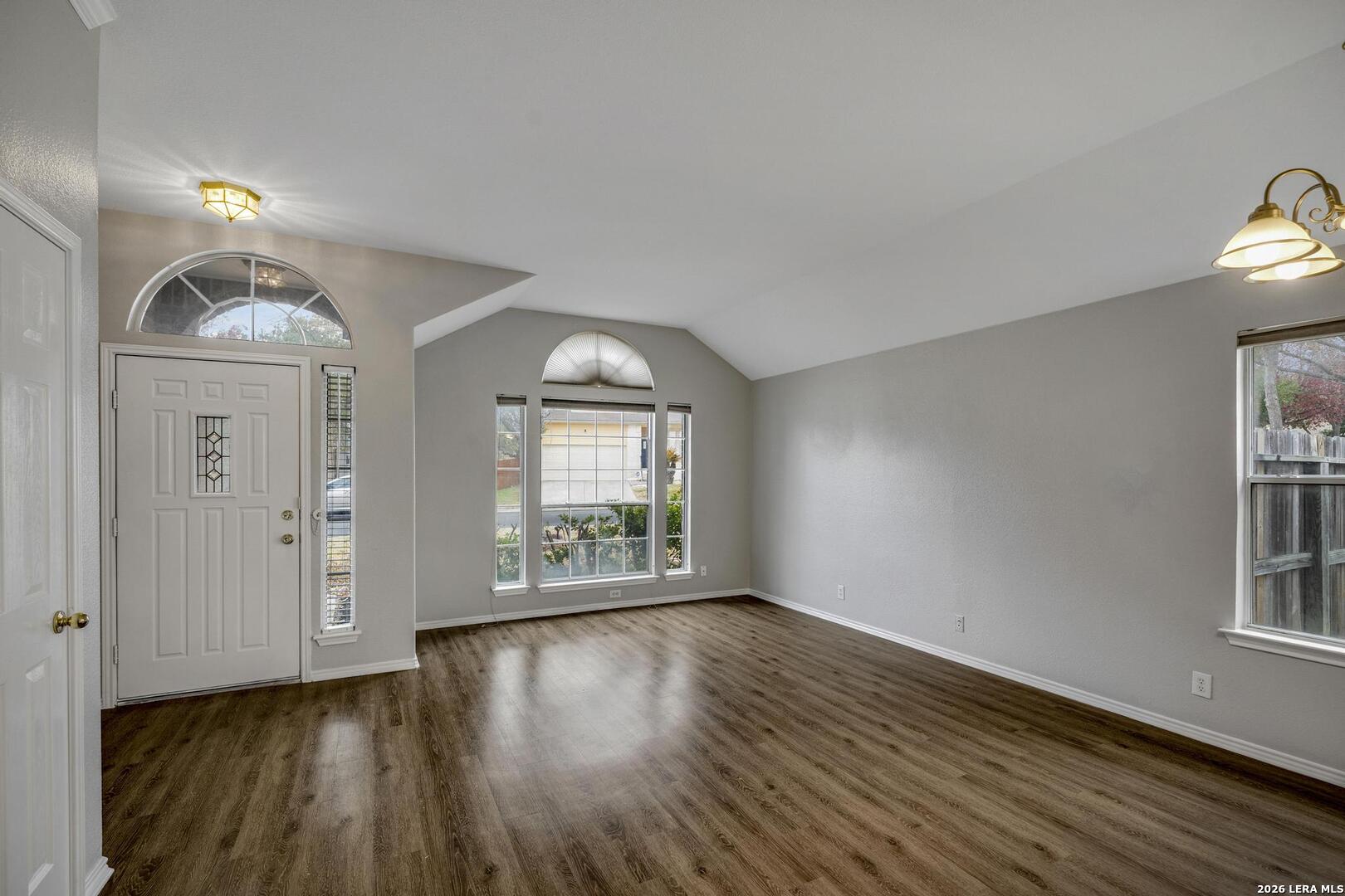 906 Visor Dr, ,  78258 — photo 1