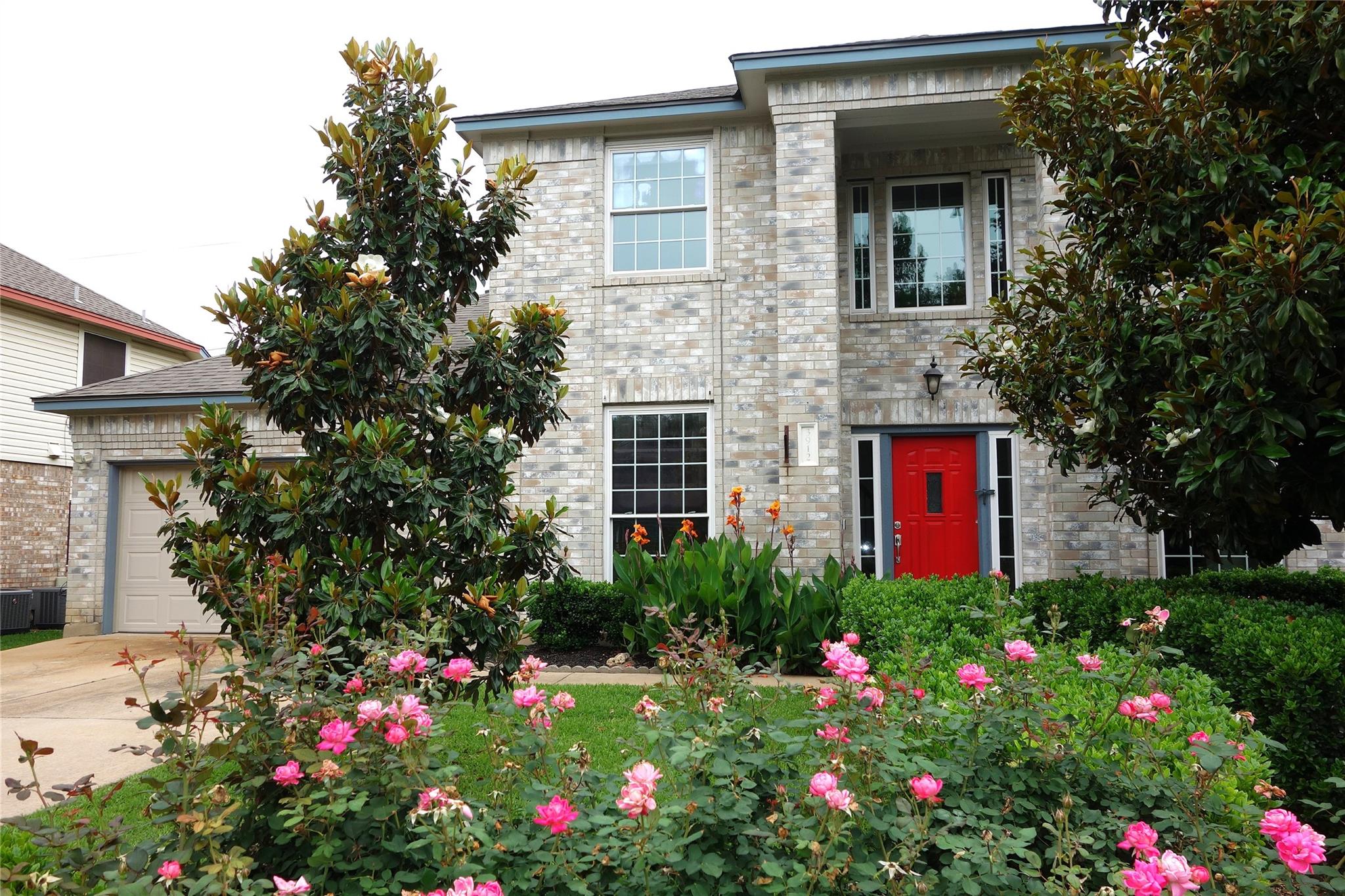 3912  Newland Dr, Round Rock, TX 78681 — photo 1