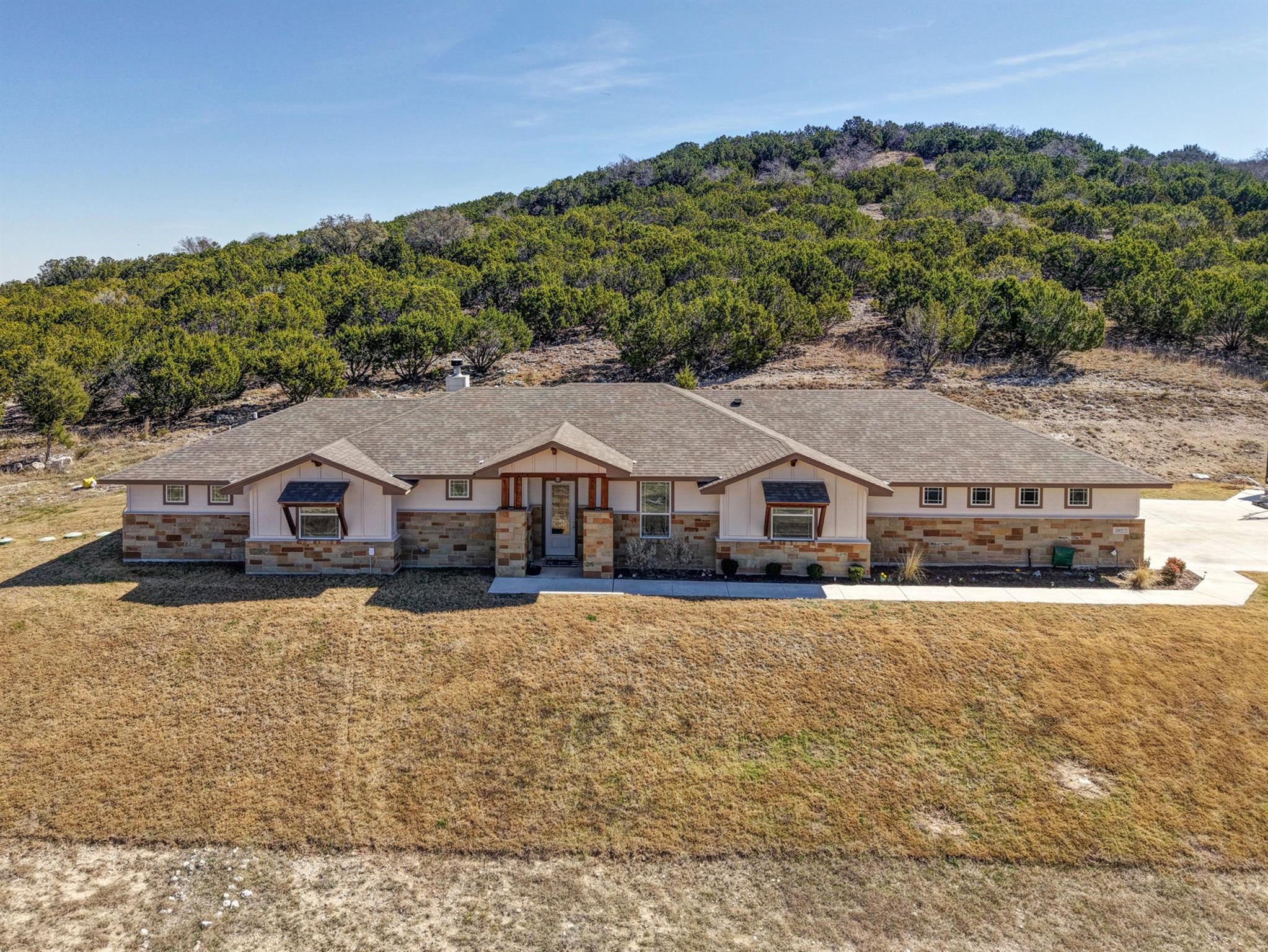 2807 Grimes Crossing, Copperas Cove, TX 76522 — photo 1