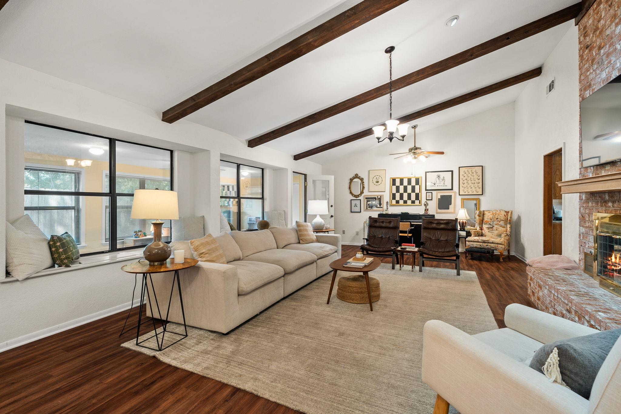 301 Tallwood, Georgetown, TX 78628 — photo 1