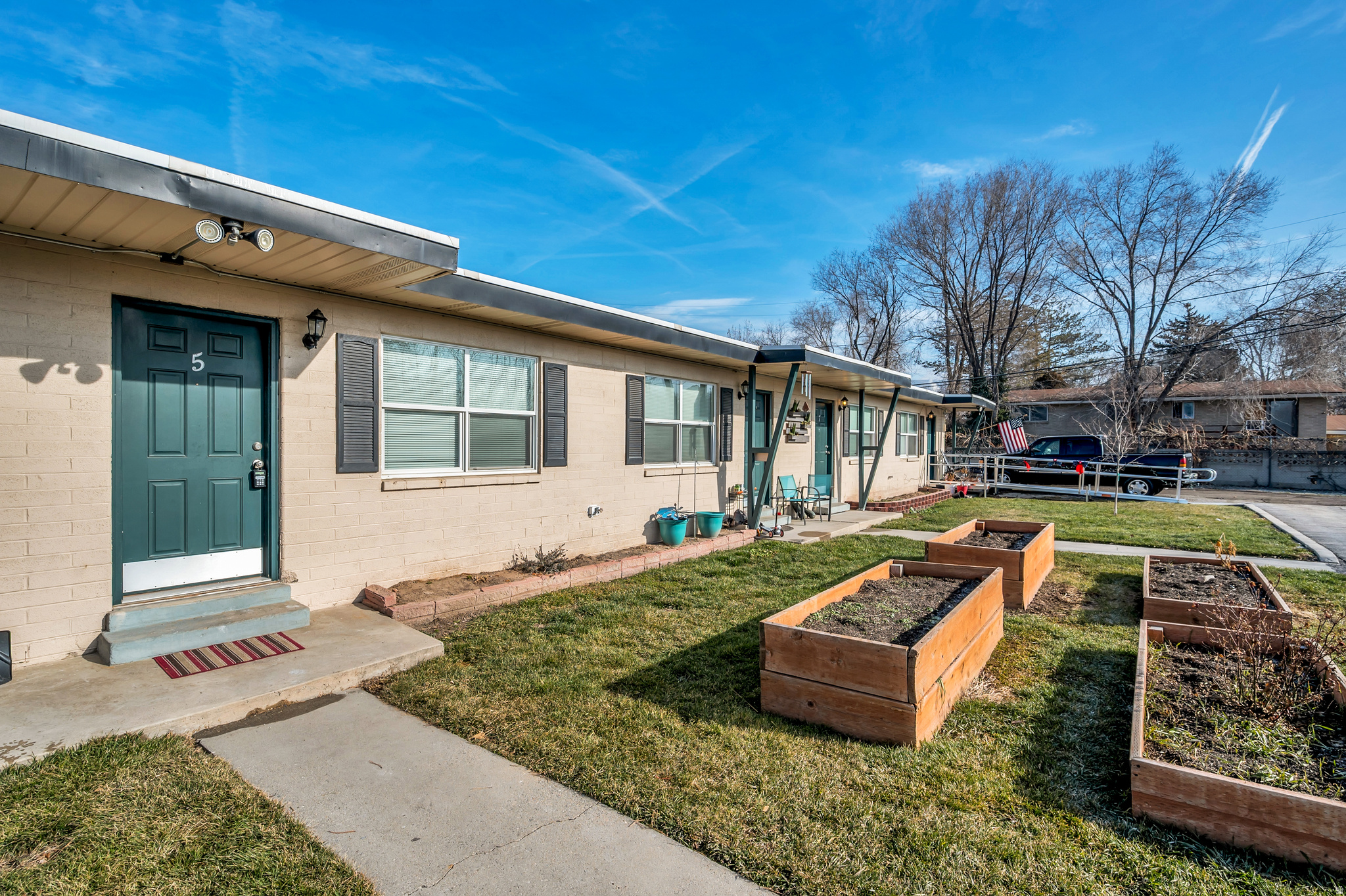 850 N REDWOOD RD #5-8, Salt Lake City, UT 84116 — photo 1