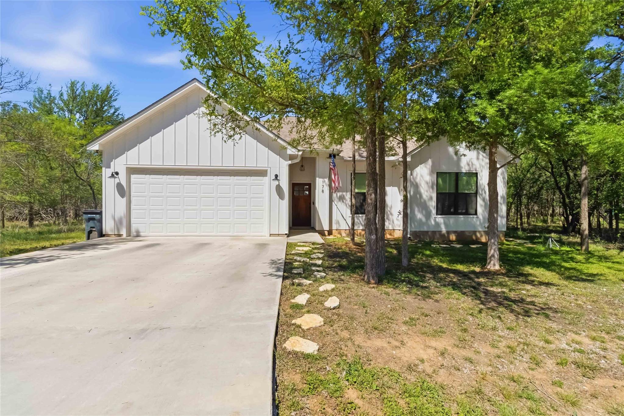 178 Waikakaaua, Bastrop, TX 78602 — photo 1