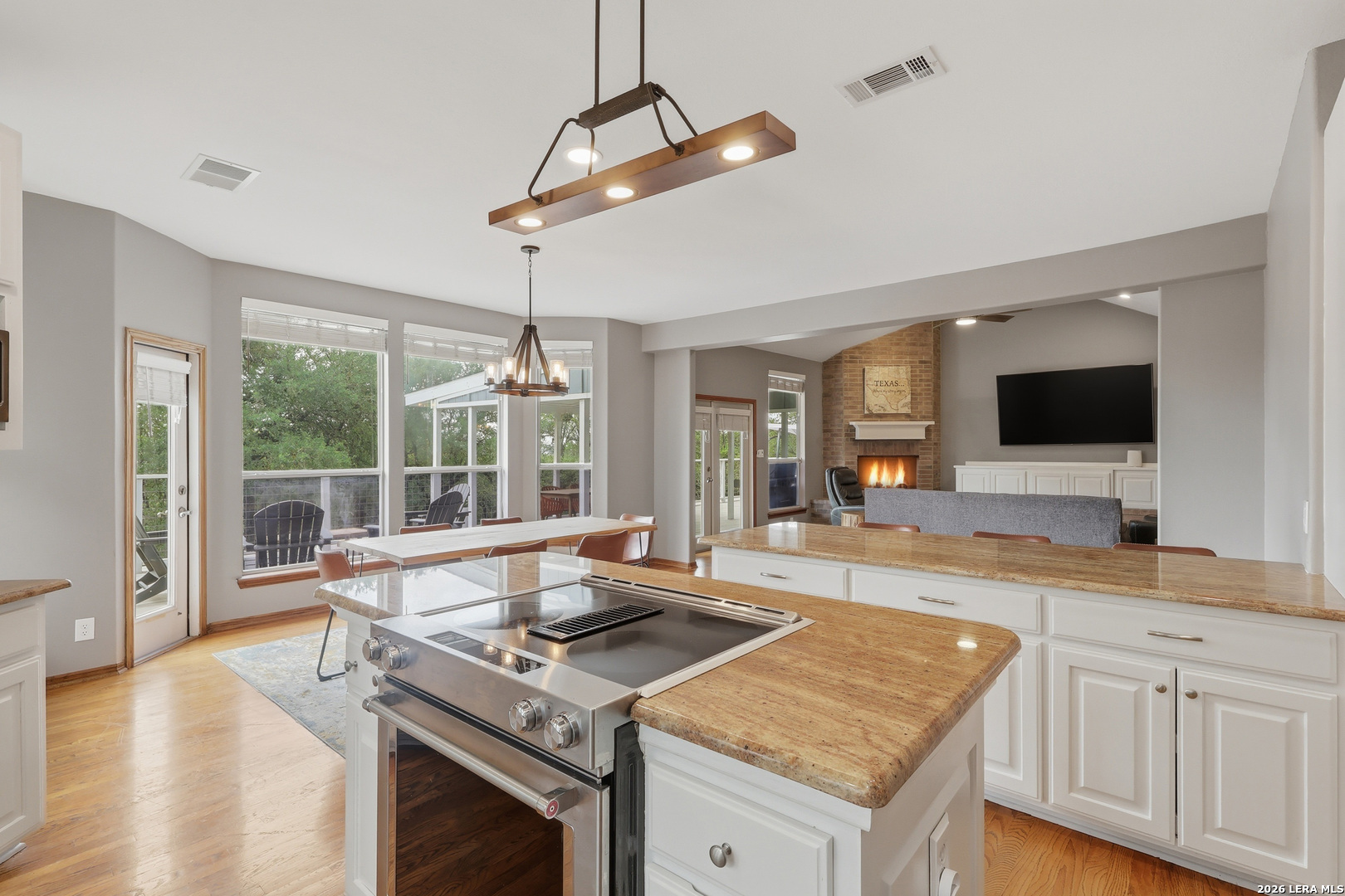 377 EDEN RANCH DR, ,  78133 — photo 1