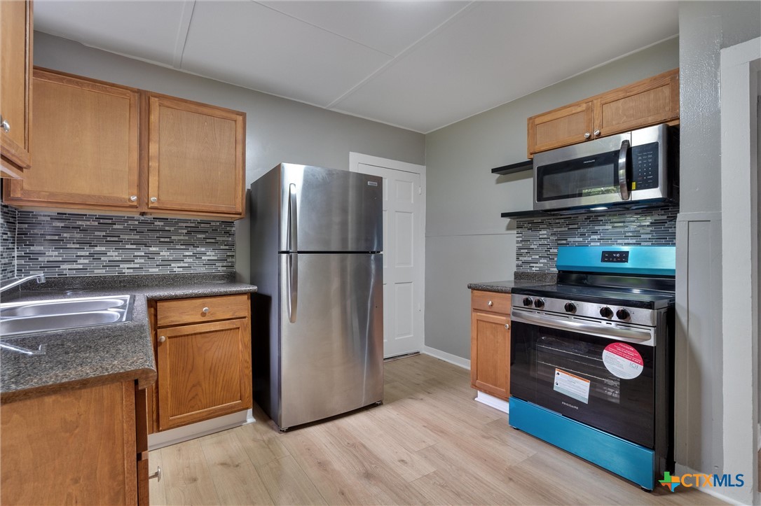 716 Avenue A, Temple, TX 76501 — photo 1