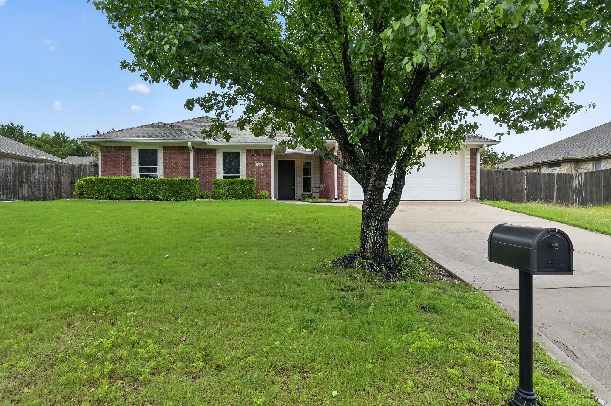1507 Johnson, Burnet, TX 78611 — photo 1