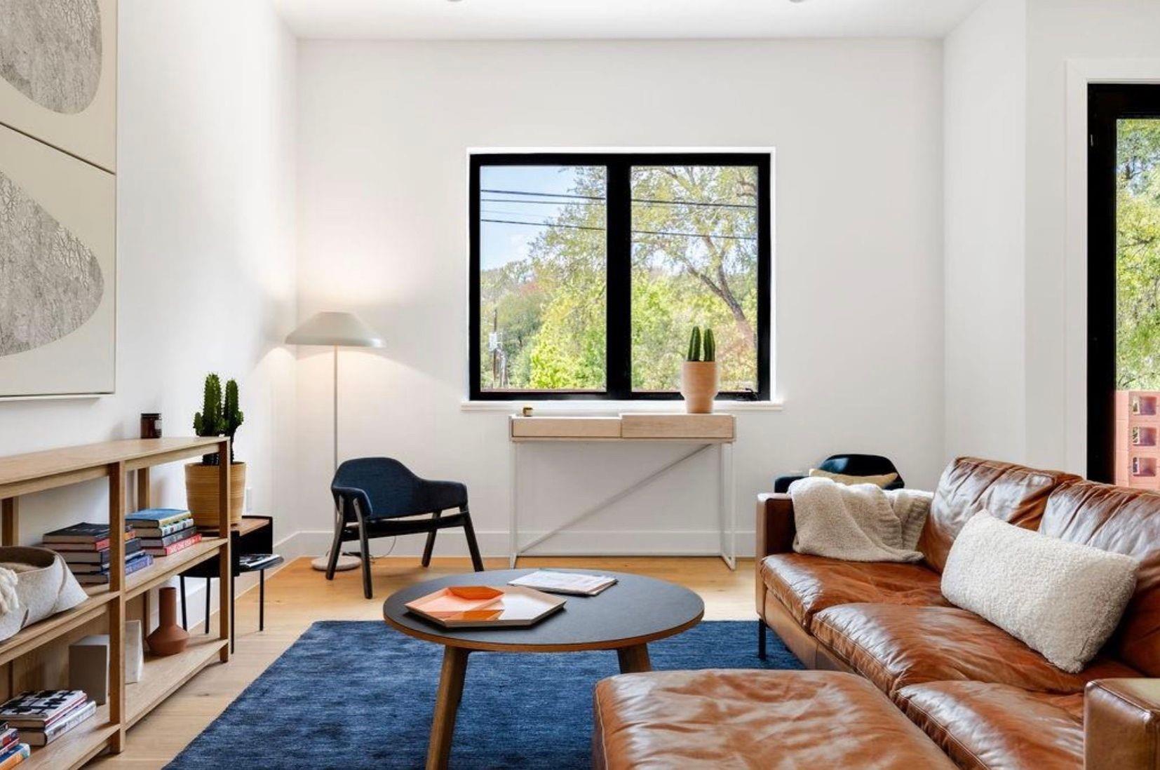 1311 Deloney, Austin, TX 78721 — photo 1