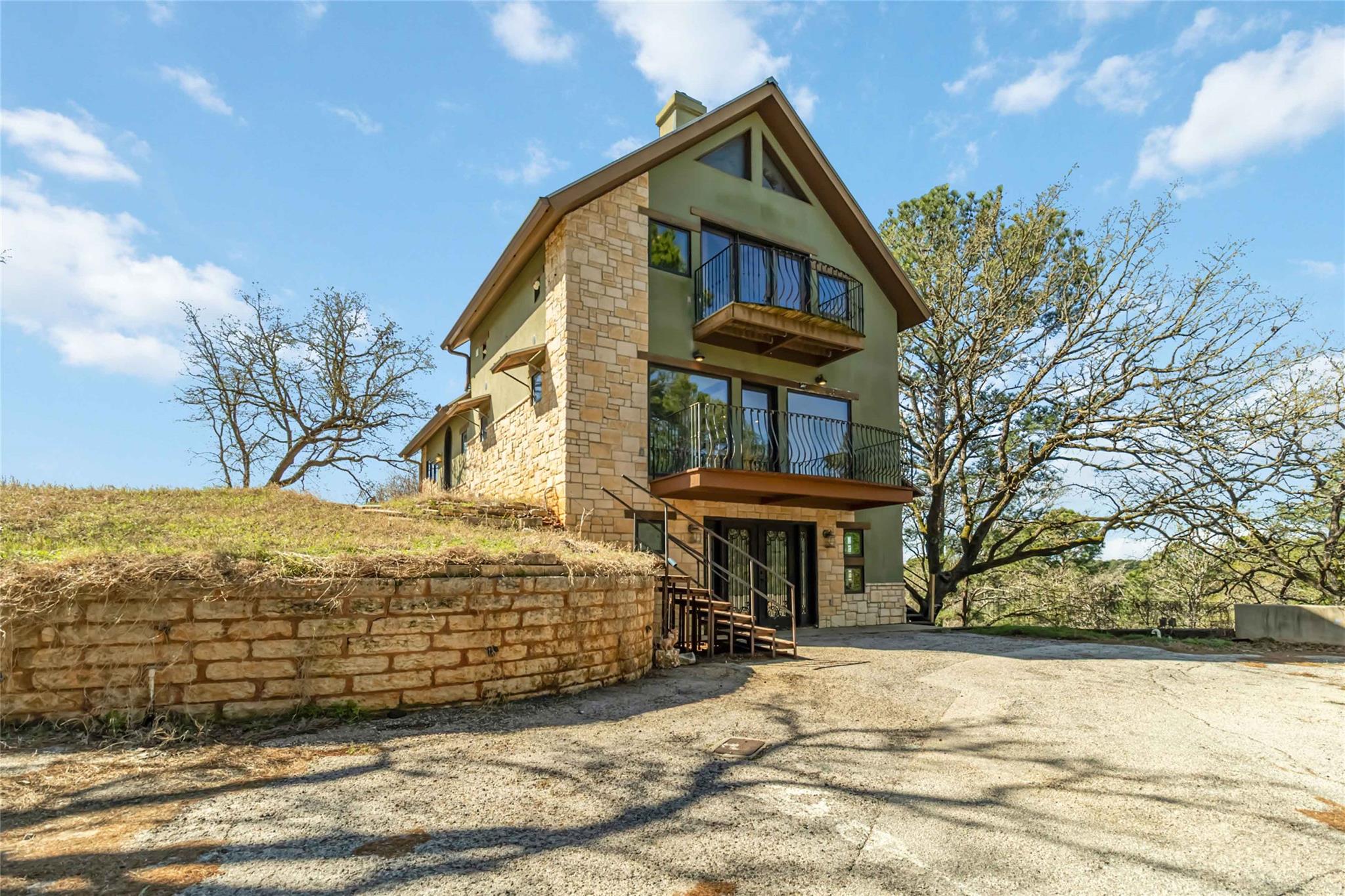 128 Kaupo, Bastrop, TX 78602 — photo 1