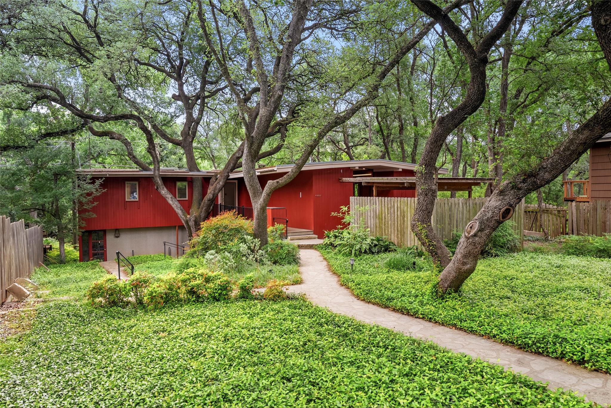 4927 Strass, Austin, TX 78731 — photo 1