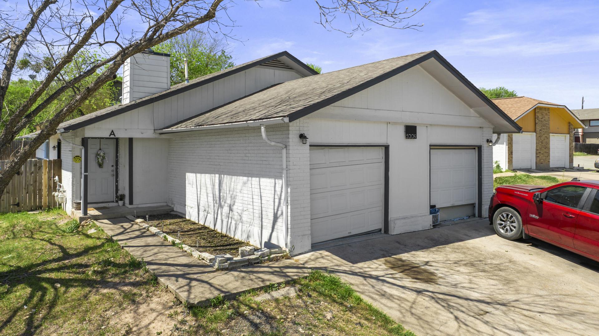 5009 Mashie, Austin, TX 78744 — photo 1