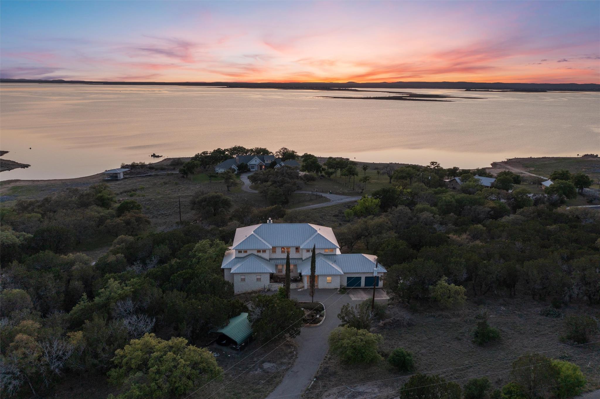 4401 Sunset Cliff, Burnet, TX 78611 — photo 1