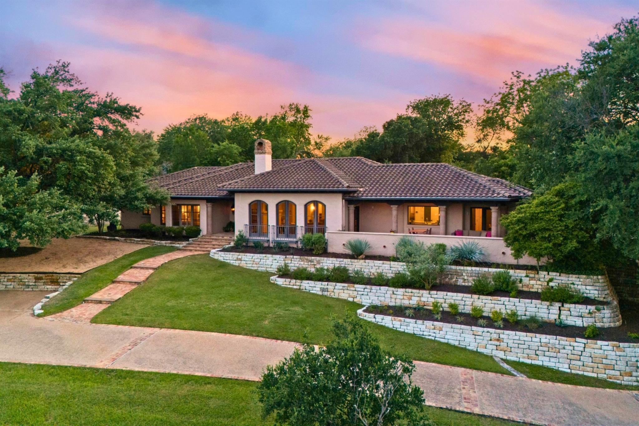 300 Bent Tree, West Lake Hills, TX 78746 — photo 1