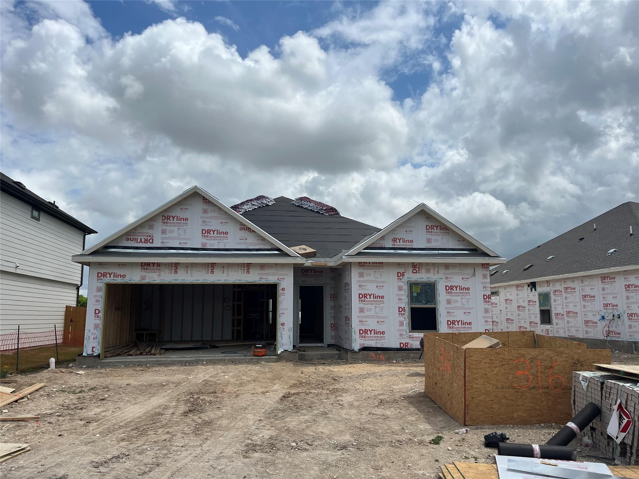 316 Sleep Hollow, Jarrell, TX 76537 — photo 1