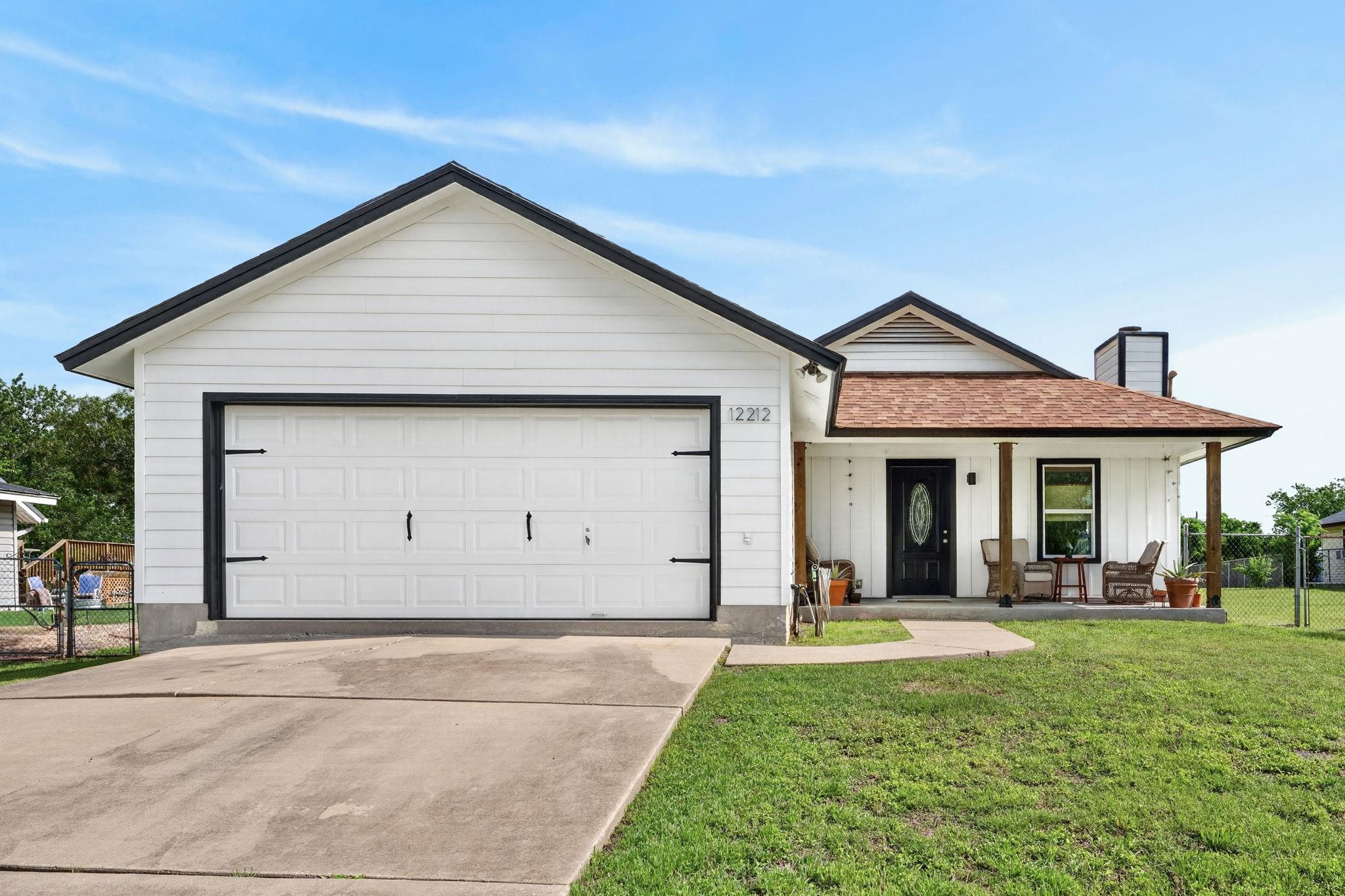 12212 Mustang, Buda, TX 78610 — photo 1