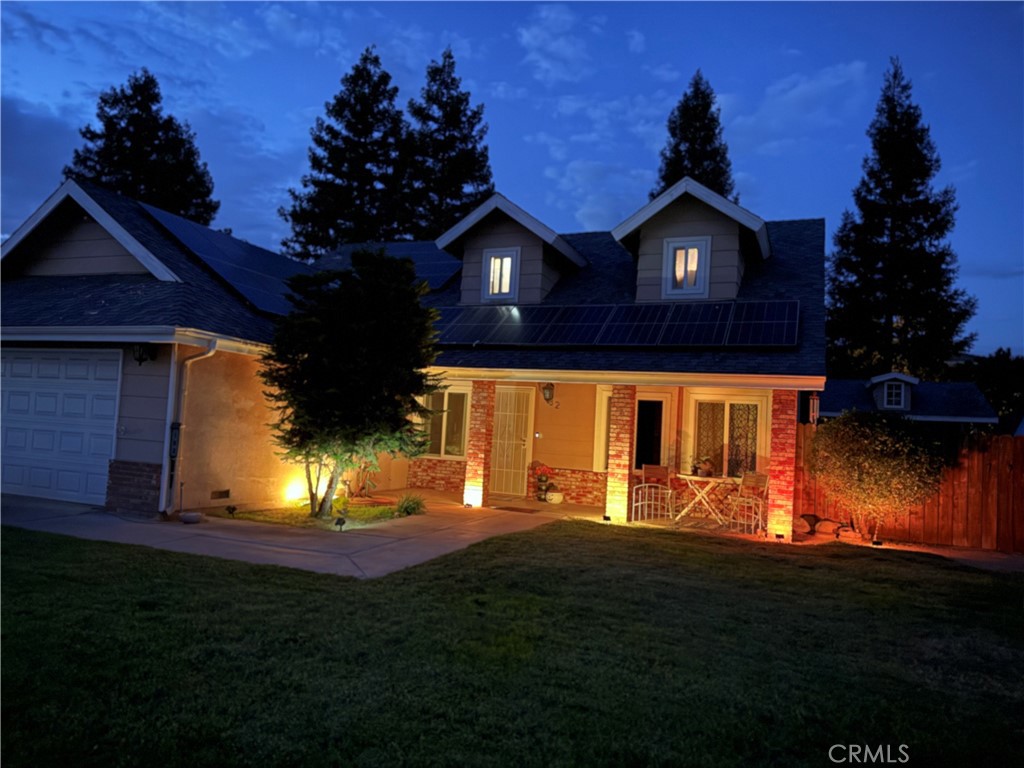 182 E Kennedy, Tulare, CA 93274 — photo 1