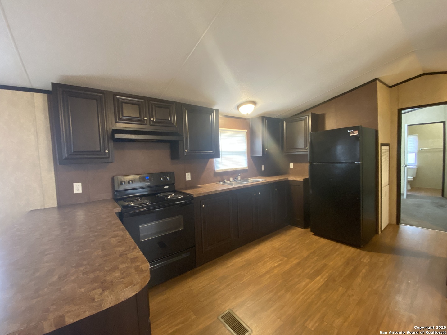 1215 Southway, ,  78064 — photo 1