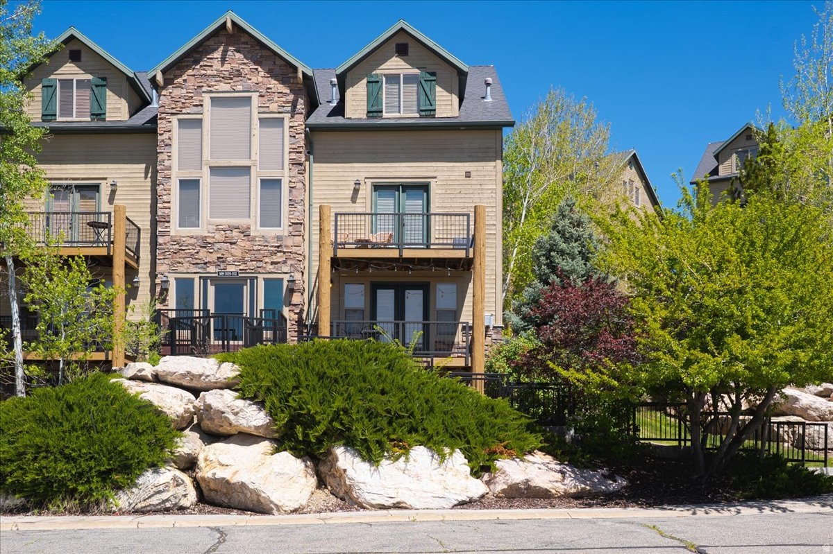 5060 LAKEVIEW DR #1112, Eden, UT 84310 — photo 1