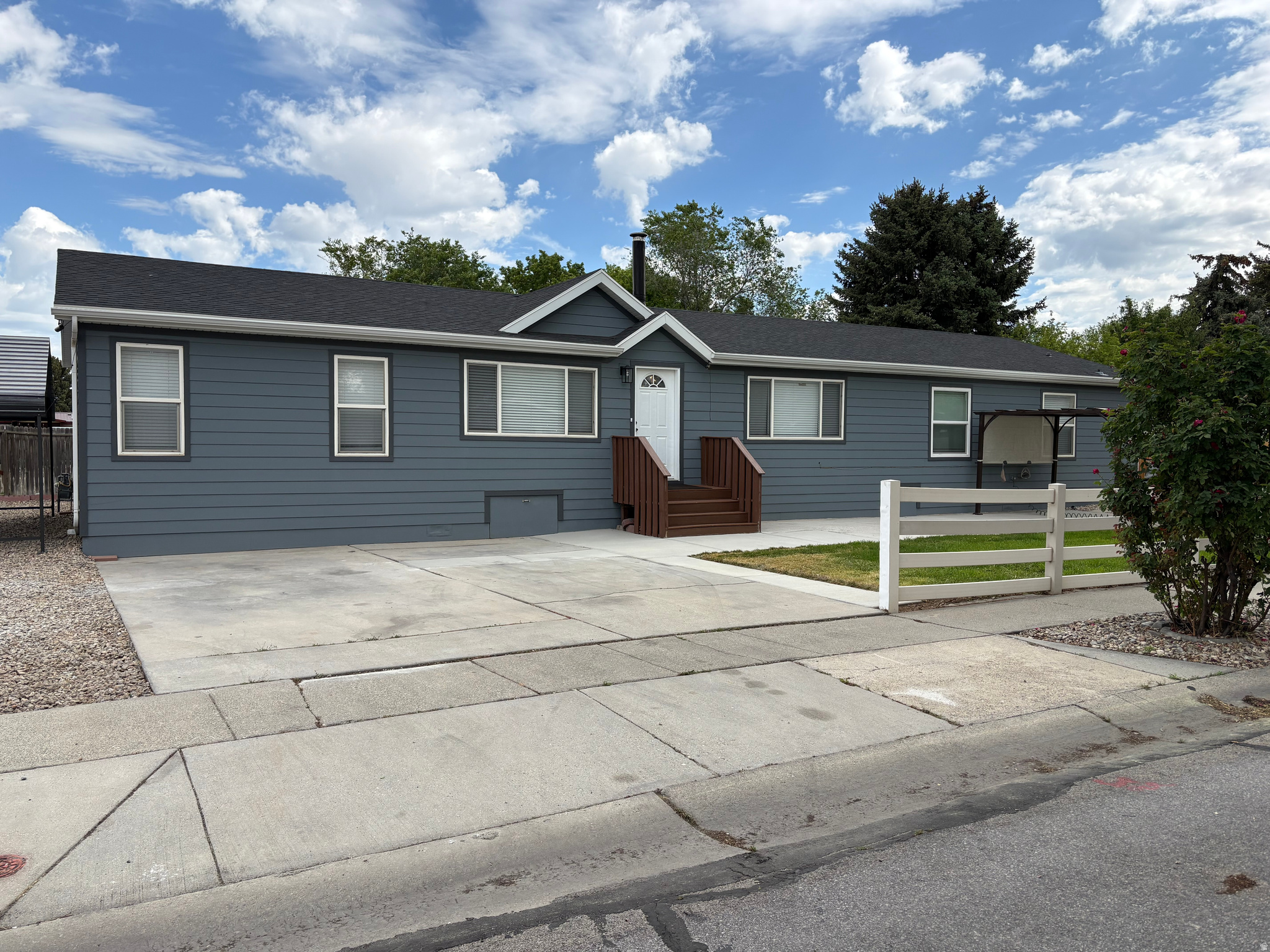 7117 S 1245 W, West Jordan, UT 84084 — photo 1