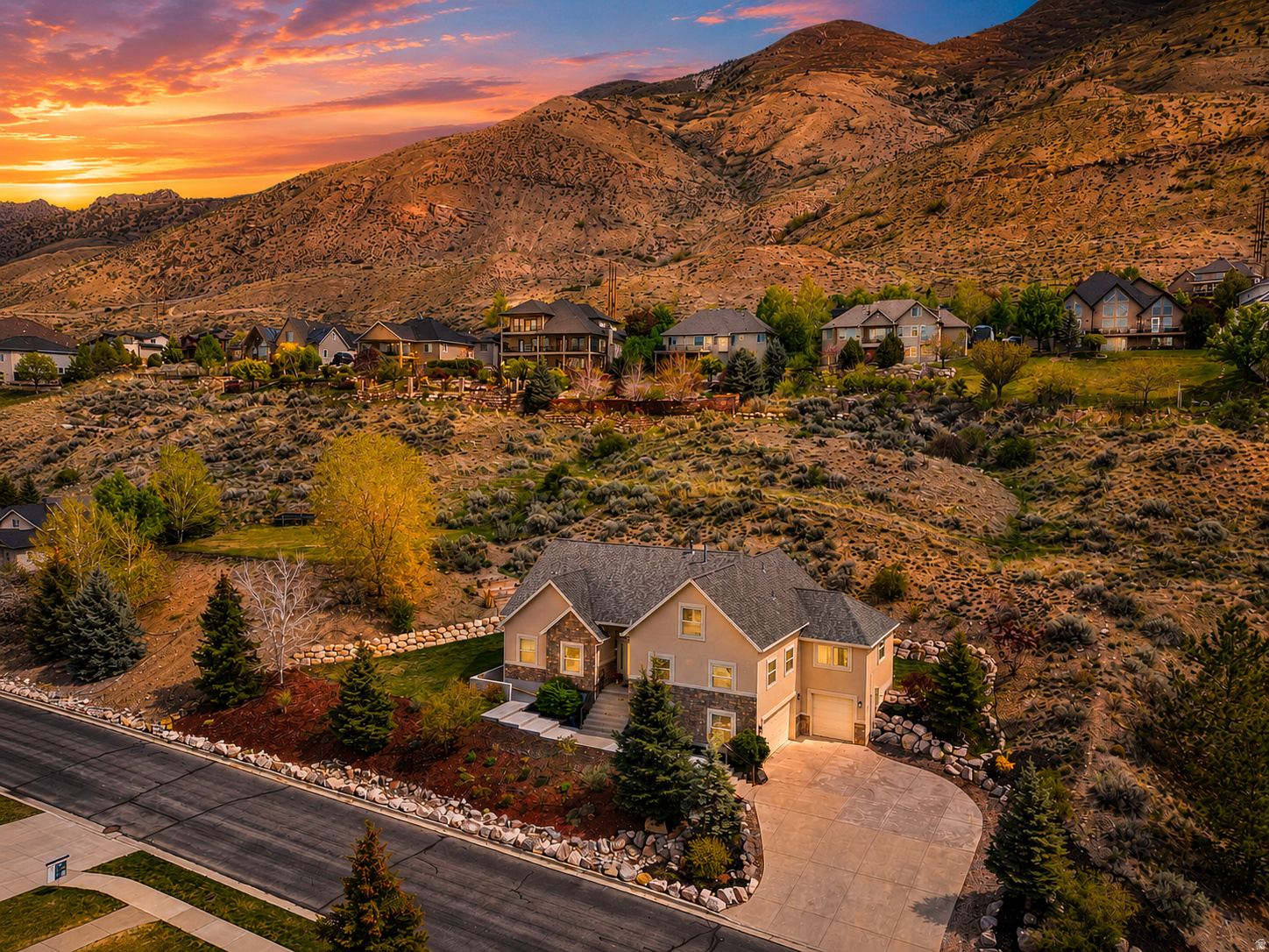 9476 N AVANYU DR, Cedar Hills, UT 84062 — photo 1