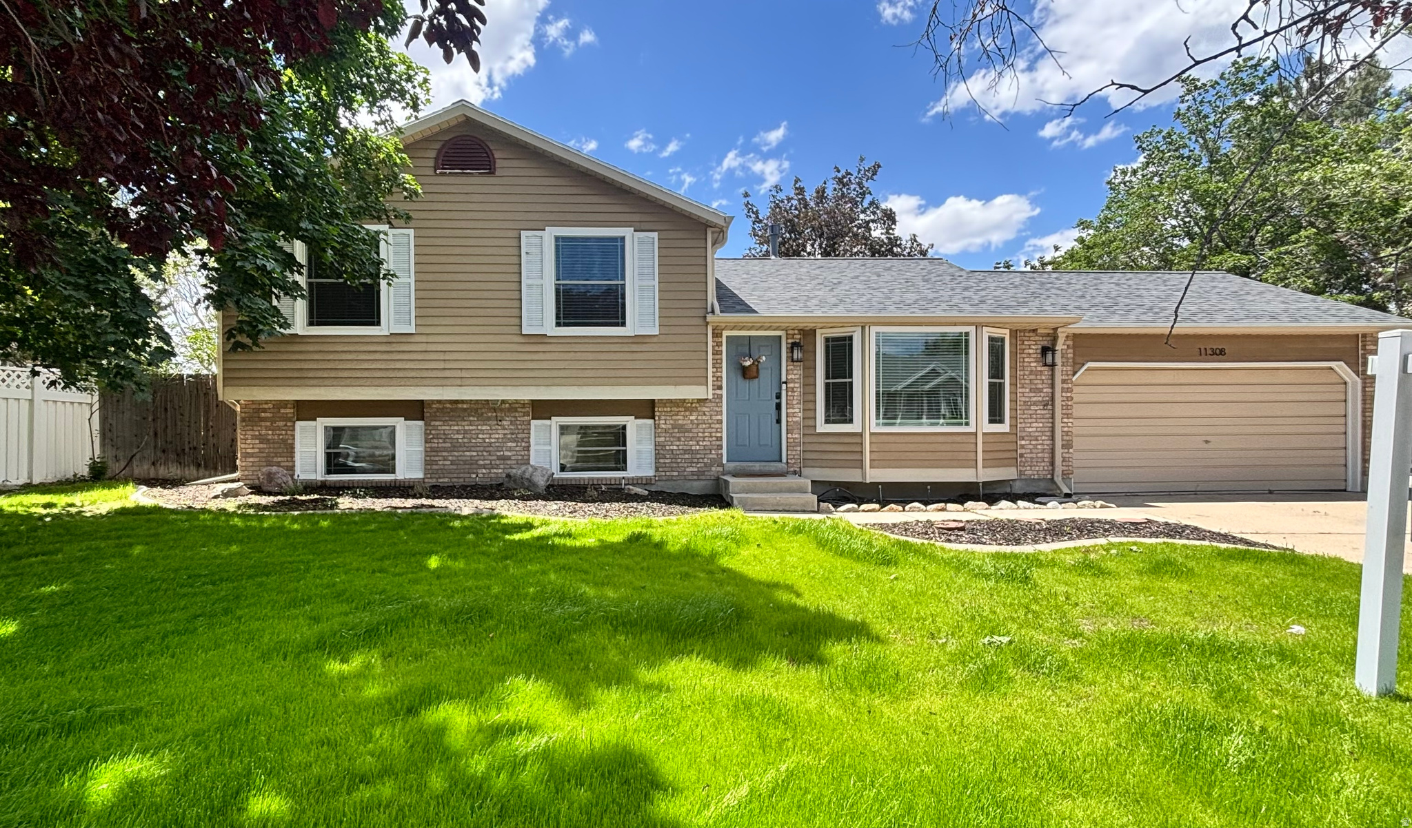 11308 S HAWKWOOD DR, Sandy, UT 84094 — photo 1