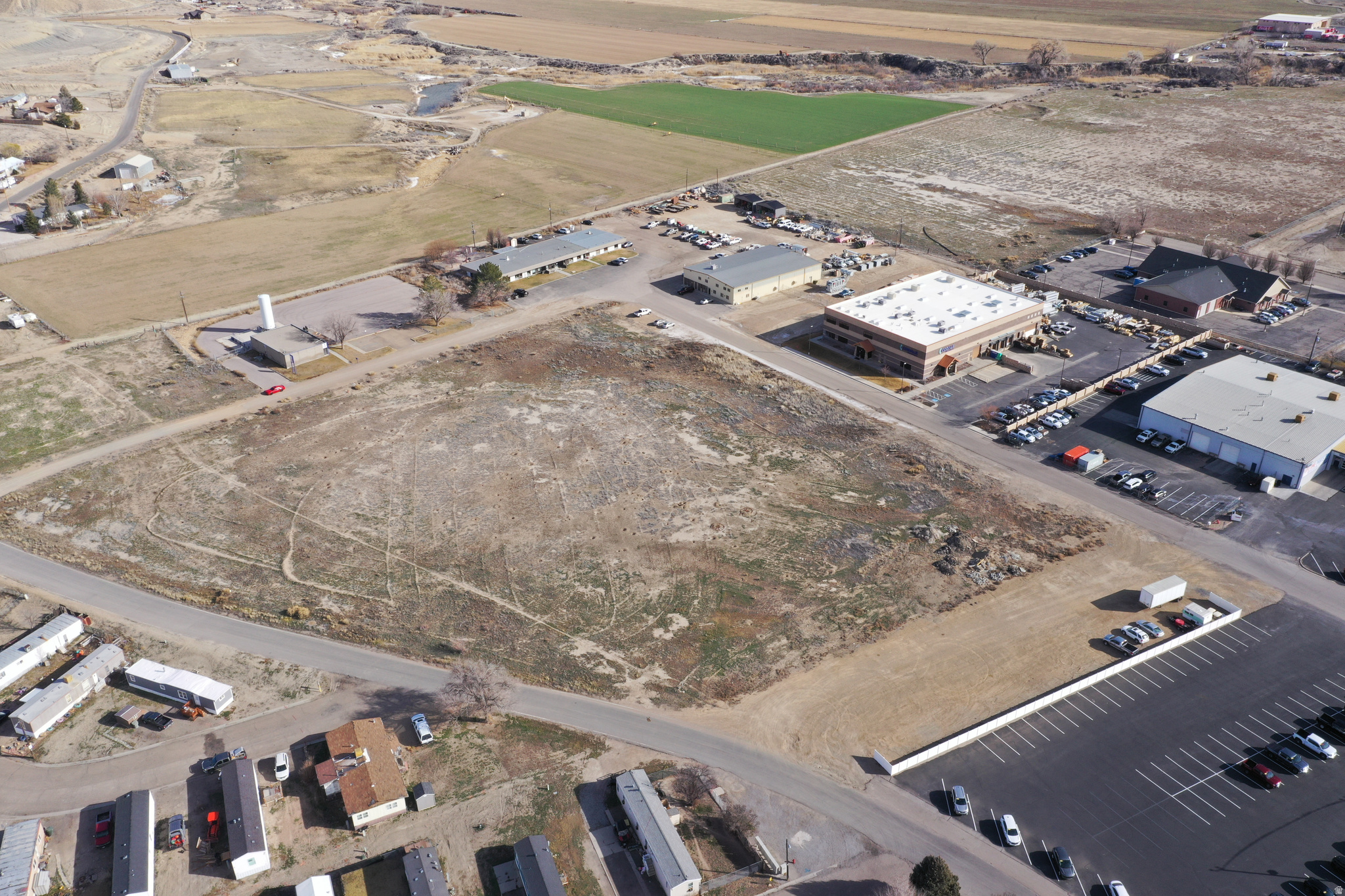 1300 S CARBON AVE, Price, UT 84501 — photo 1