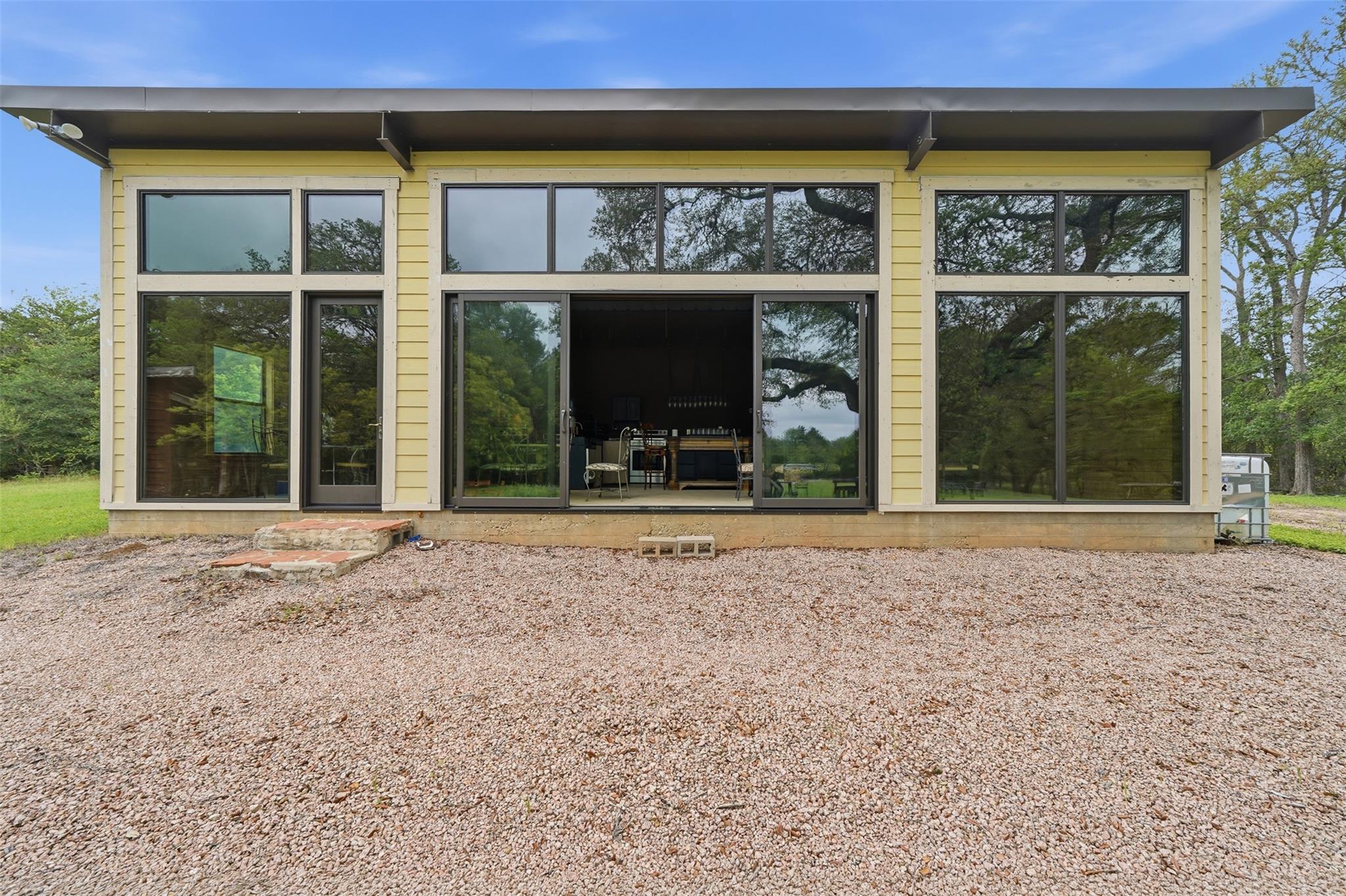 169 Ann Powell, Smithville, TX 78957 — photo 1