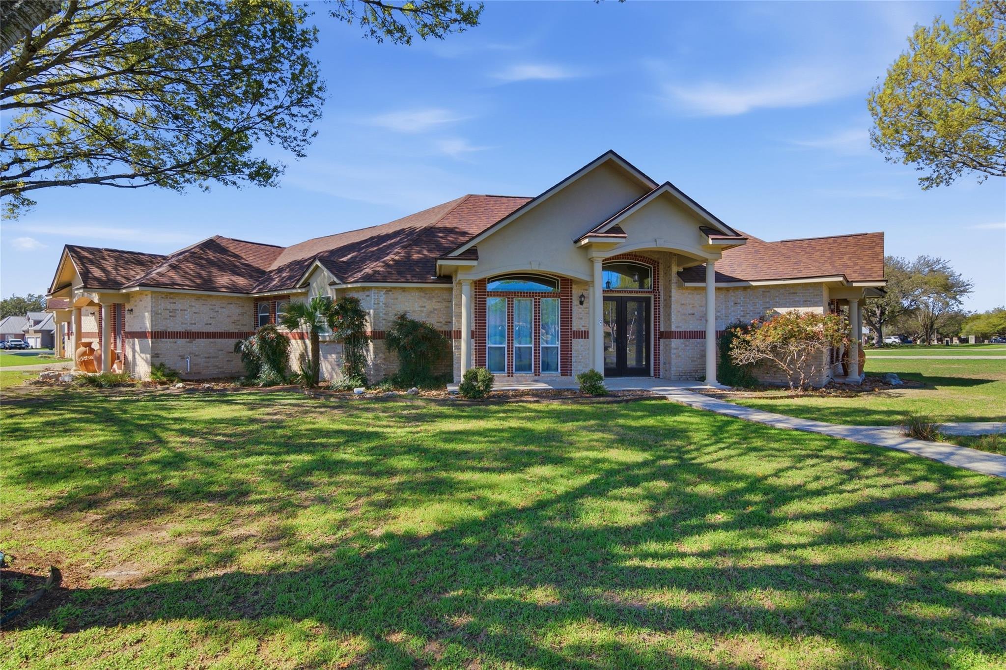 105 Maderas, Seguin, TX 78155 — photo 1