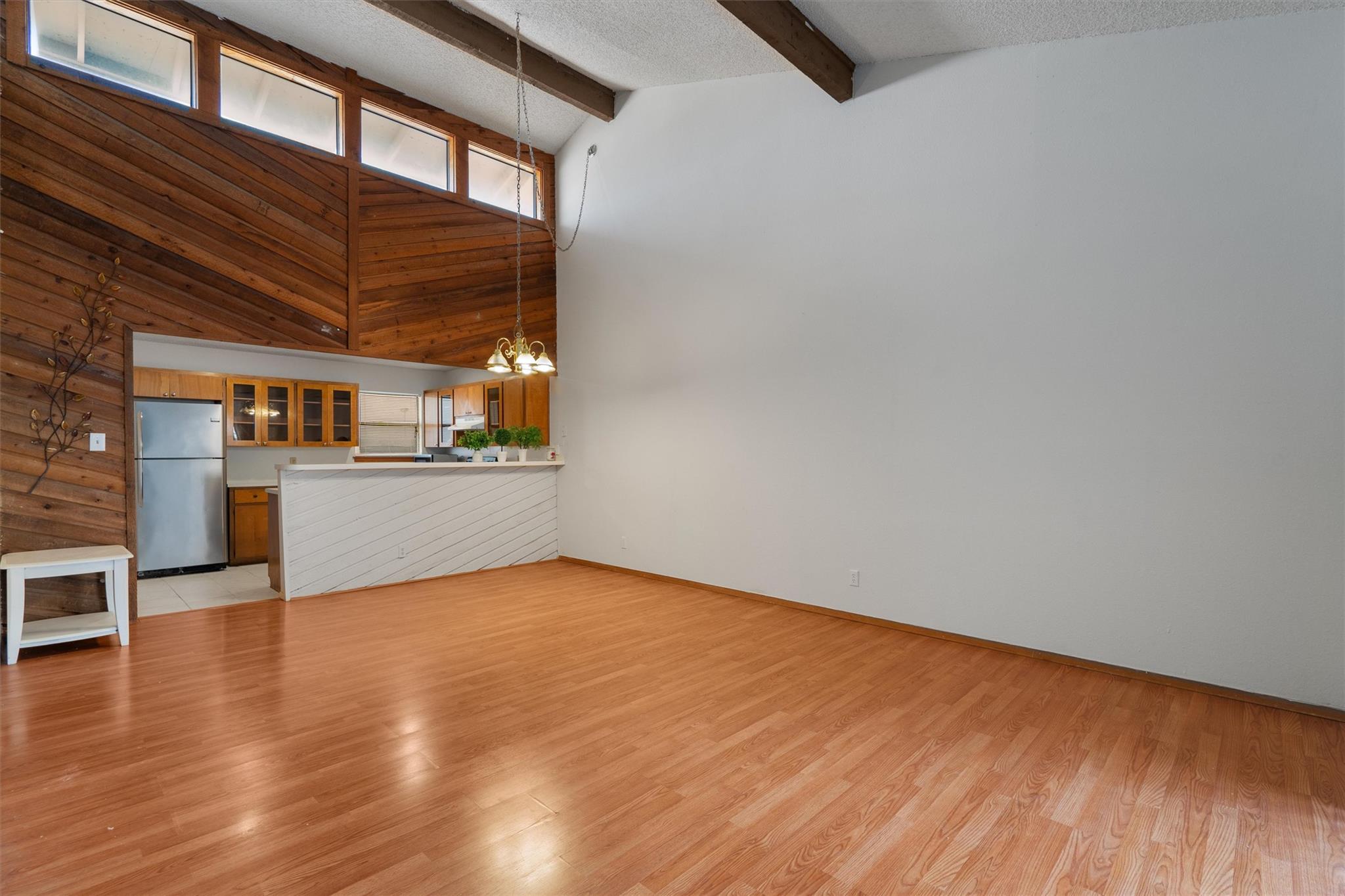 8621 Putnam, Austin, TX 78757 — photo 1