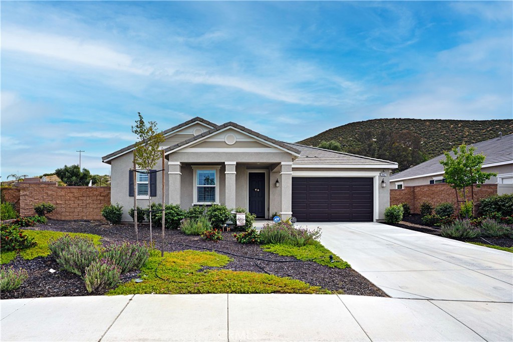 28427 Patches Dr, Menifee, CA 92585 — photo 1