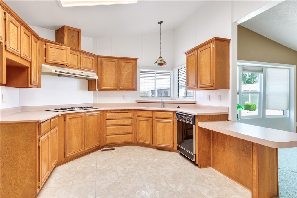 5001 Florida Avenue 724, Hemet, CA 92545 — photo 1