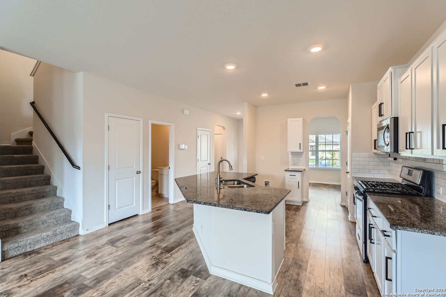 13536 Boothe Grv, , 78254 — photo 1