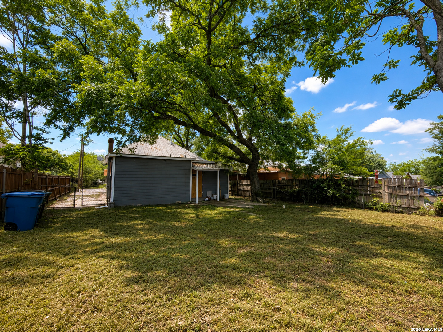 621 PORTER ST, , 78210 — photo 1