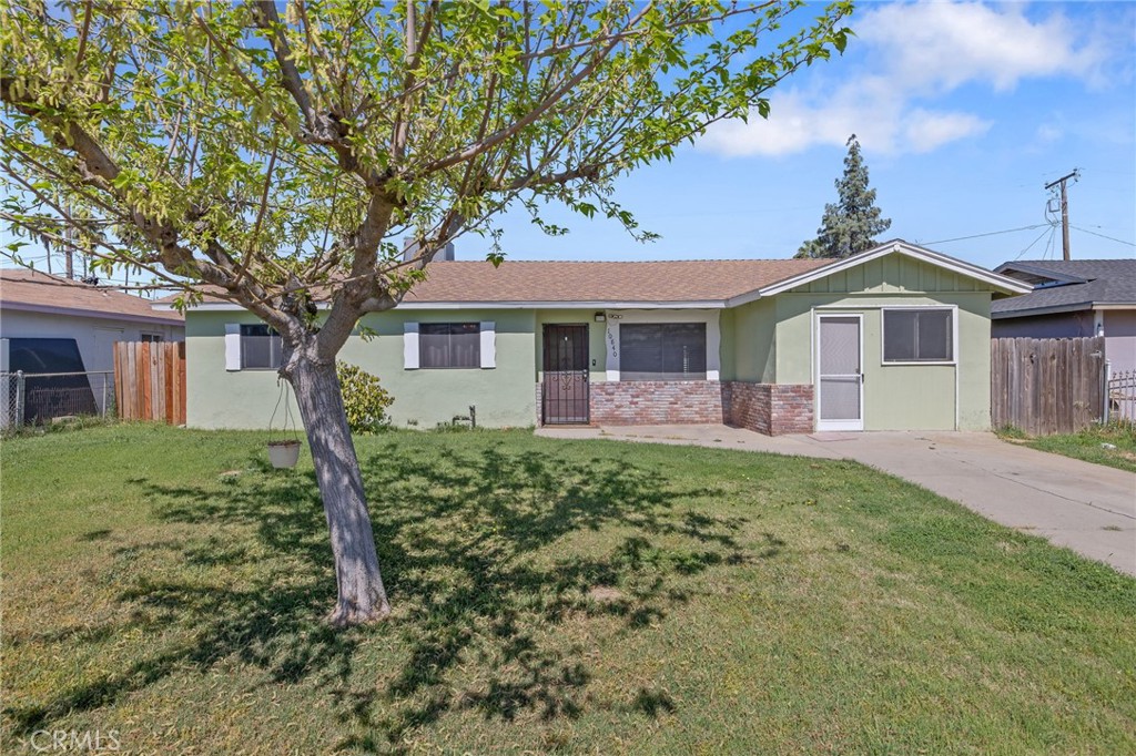 10840 Beverly Drive, Hanford, CA 93230 — photo 1