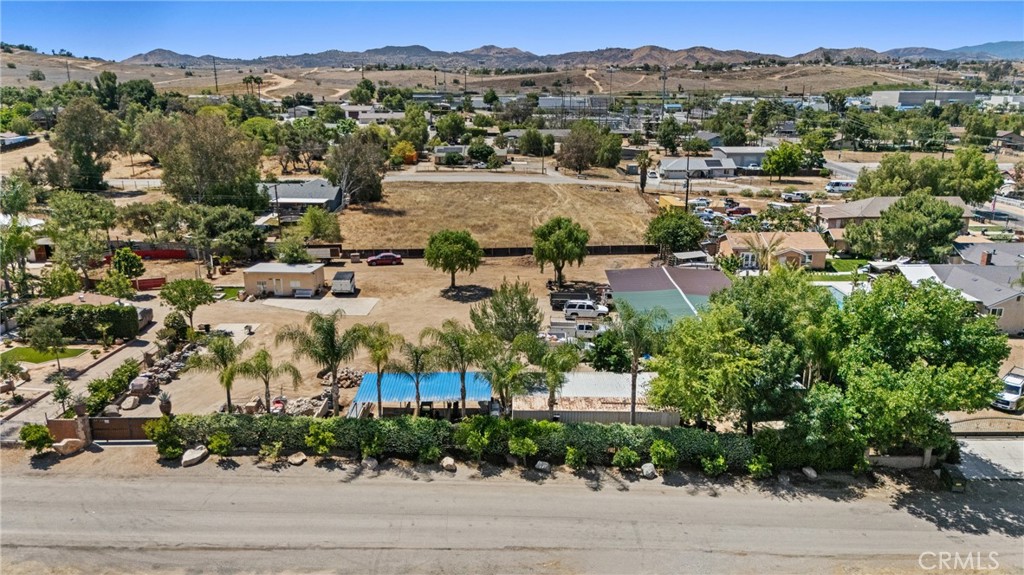 0 warren, Riverside, CA 92508 — photo 1