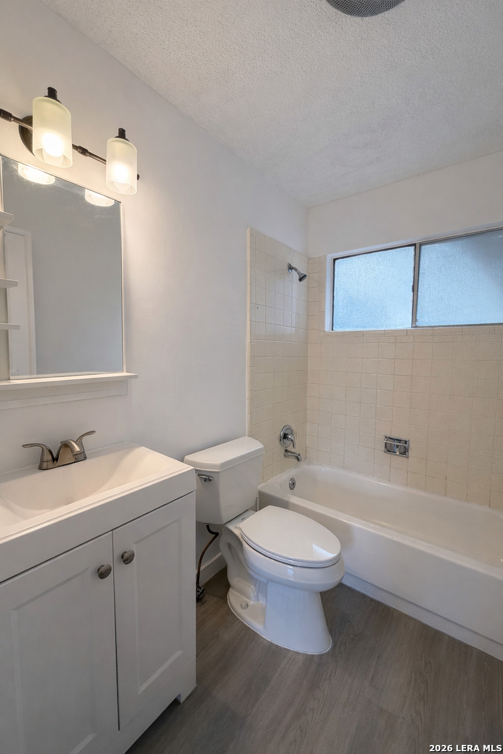 324 Deborah, ,  78109 — photo 1