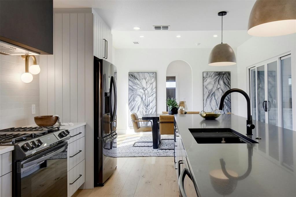 8300 Hathaway, Austin, TX 78757 — photo 1