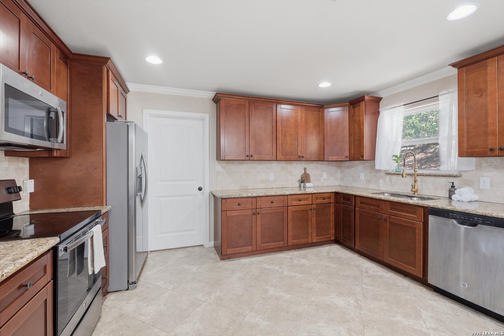 1427 Bonnyview Dr