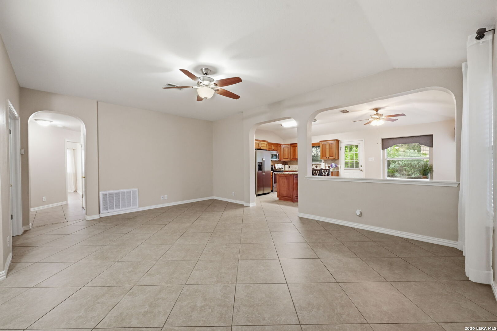 3540 PEACHTREE LN, ,  78154 — photo 1