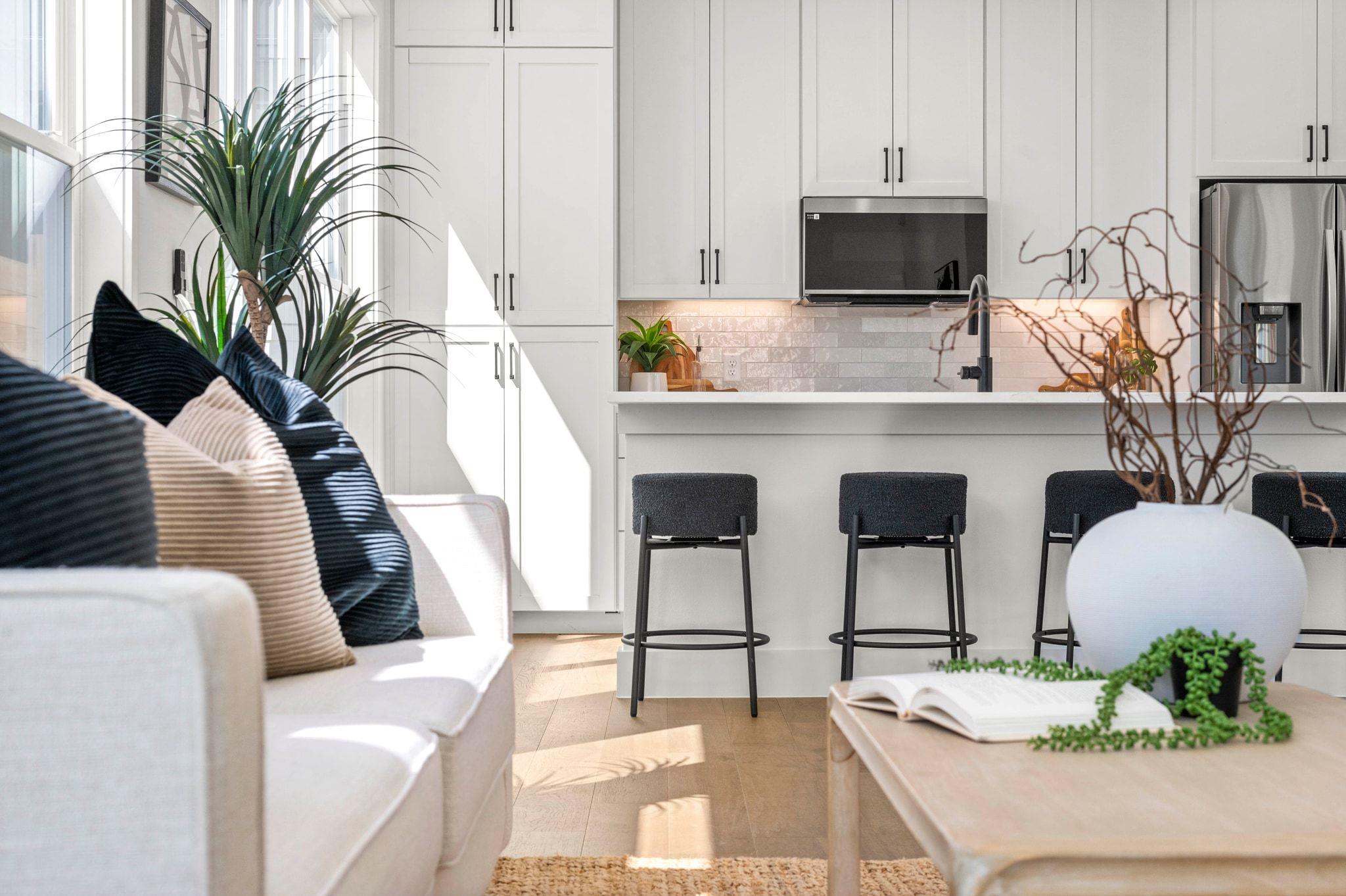 1407 Cedar, Austin, TX 78702 — photo 1