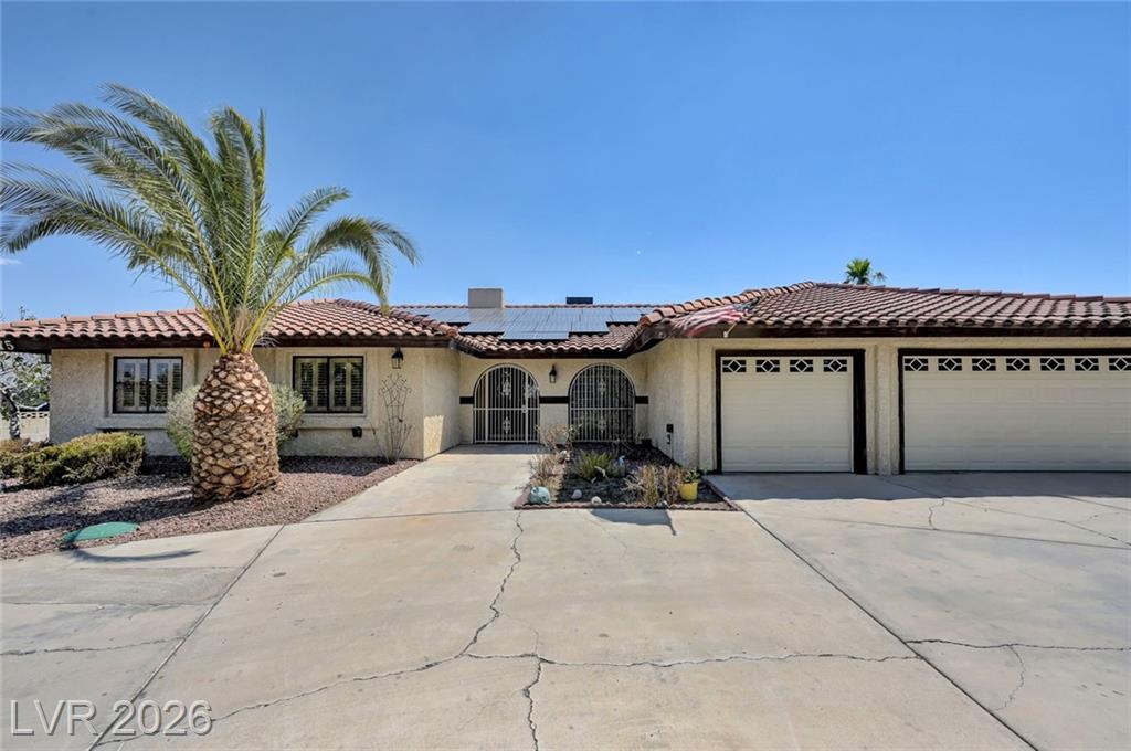 6975 Obannon Drive, Las Vegas, NV 89117 — photo 1