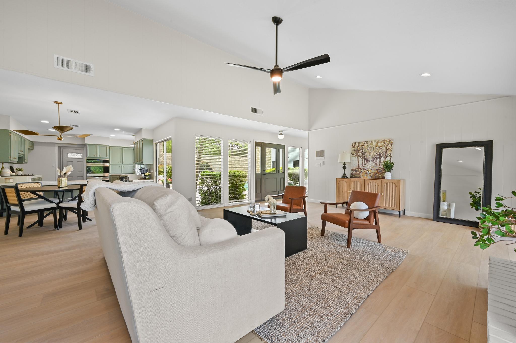 926 Lakeway, Lakeway, TX 78734 — photo 1