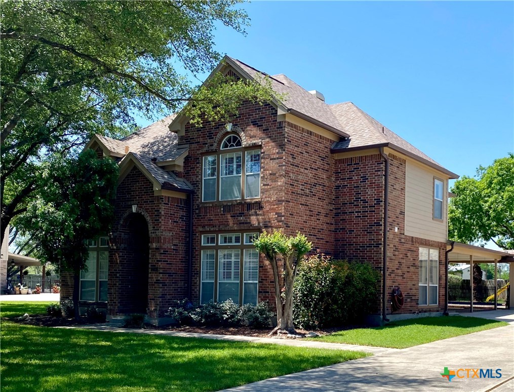 256 Las Brisas Boulevard, Seguin, TX 78155 — photo 1