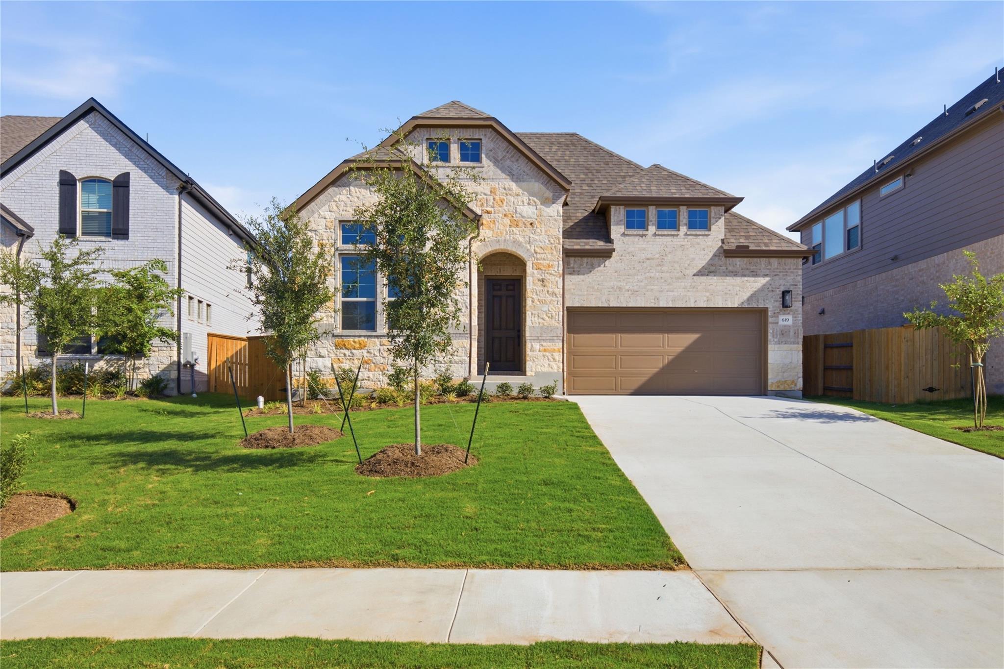 619 Breeze Hollow, Georgetown, TX 78628 — photo 1