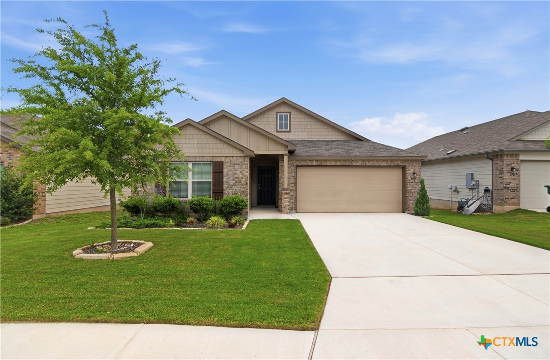 2905 Greenbriar, Seguin, TX 78155 — photo 1