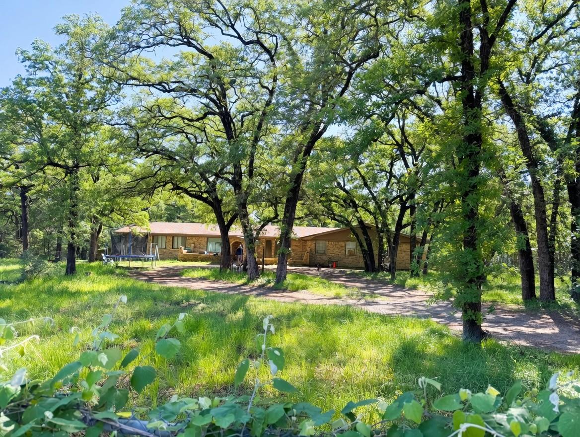 9262 Highway 77, Lexington, TX 78947 — photo 1