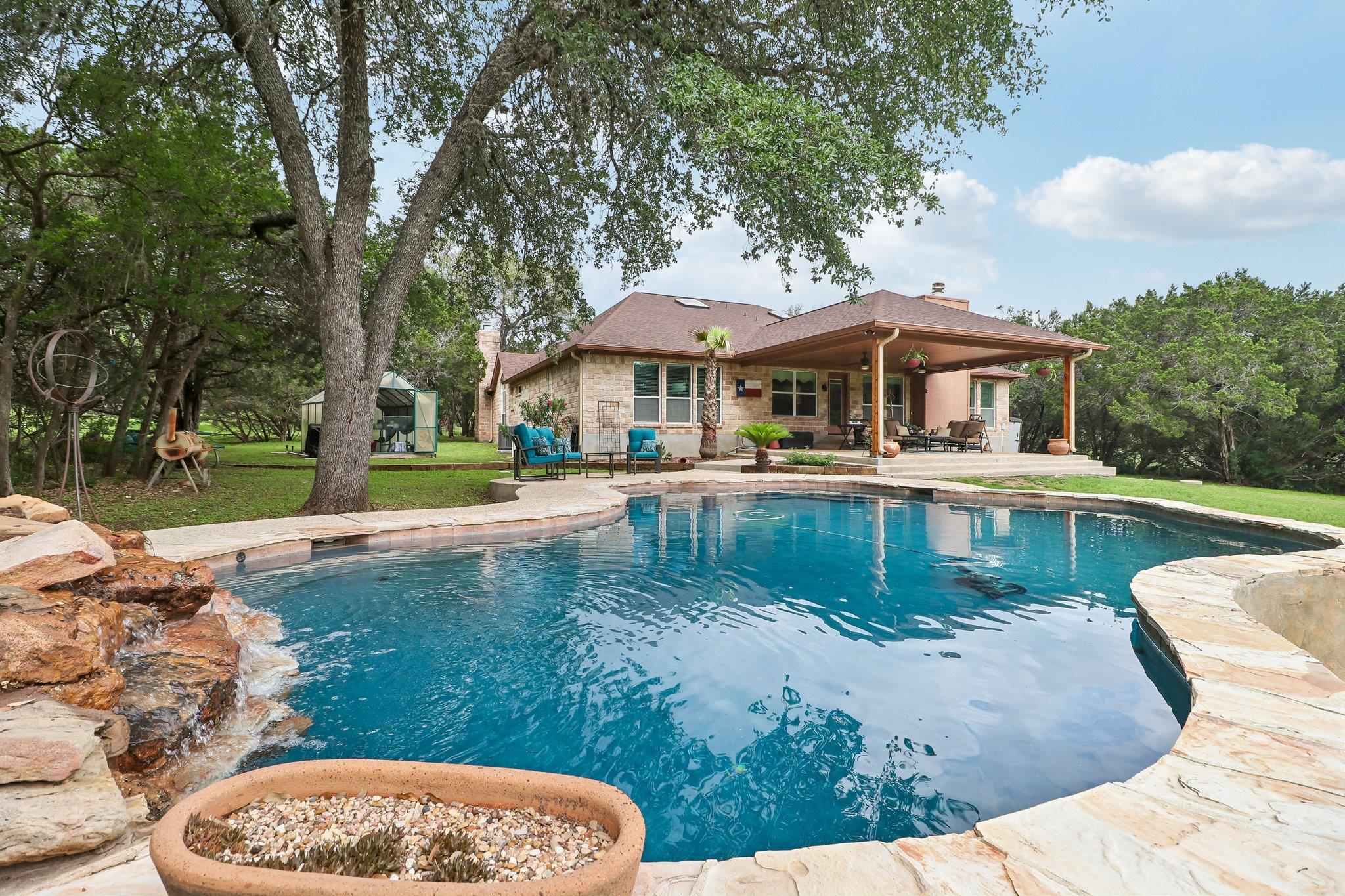 9212 Shady Meadow, Boerne, TX 78006 — photo 1