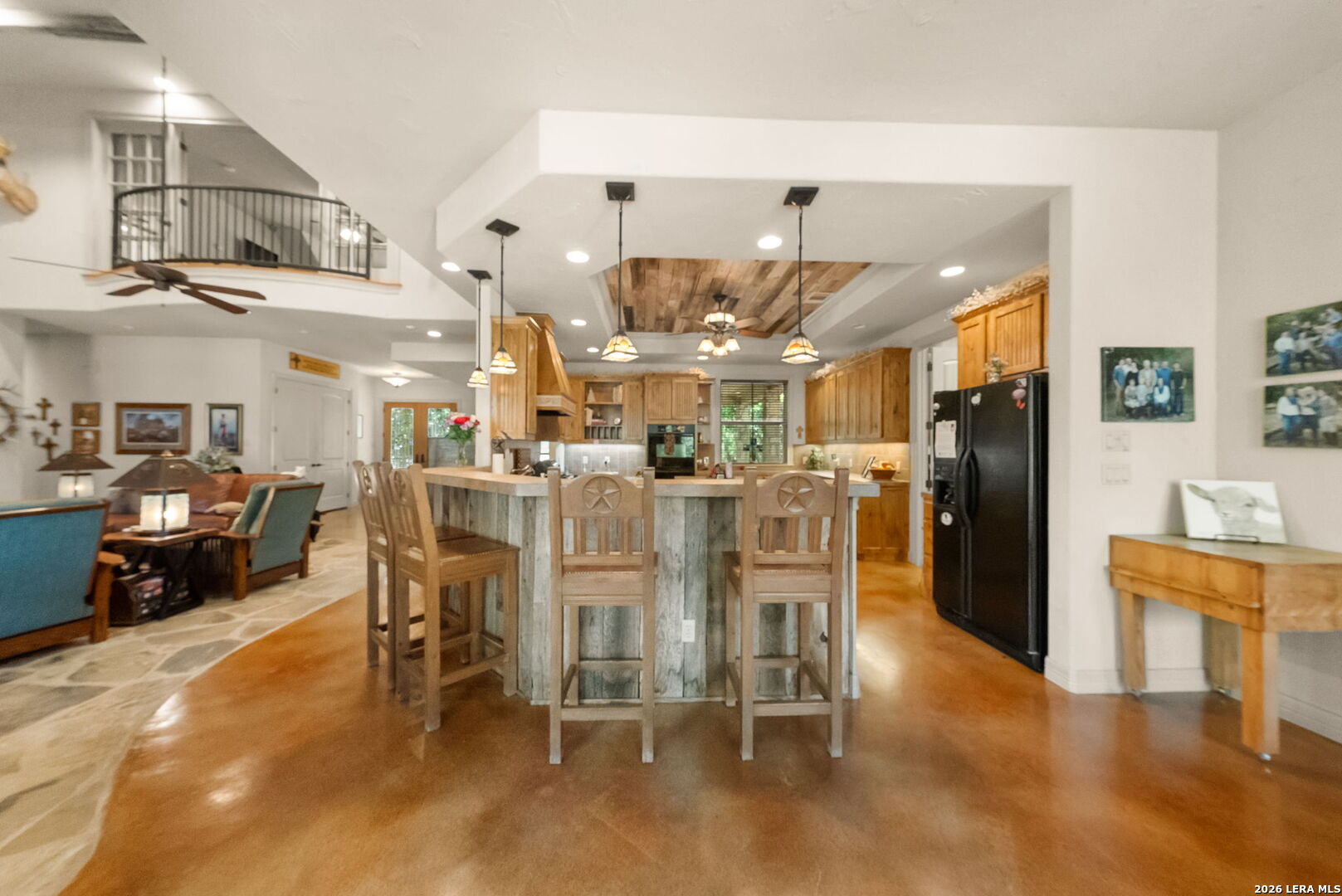 289 Mariposa, ,  78132 — photo 1